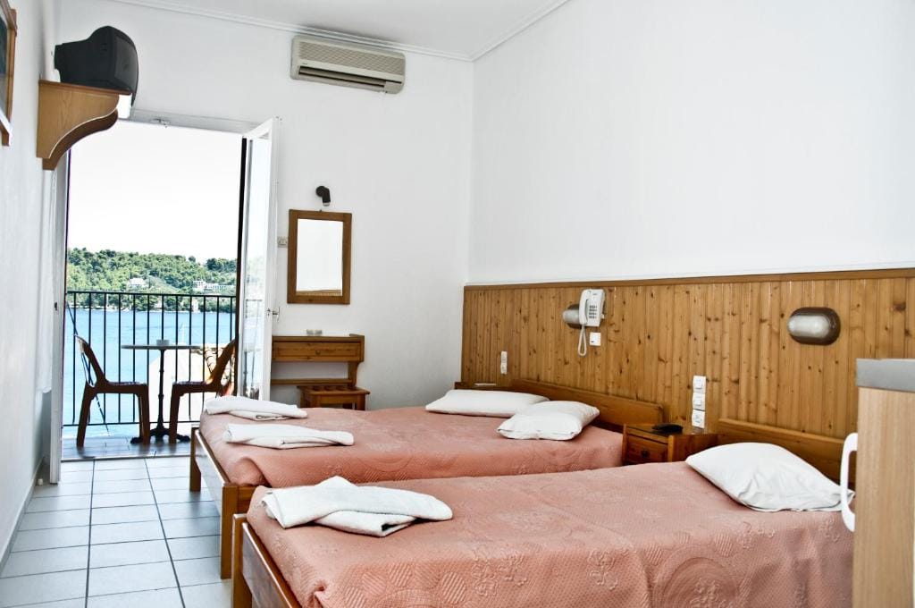 Hotel Christina — 5