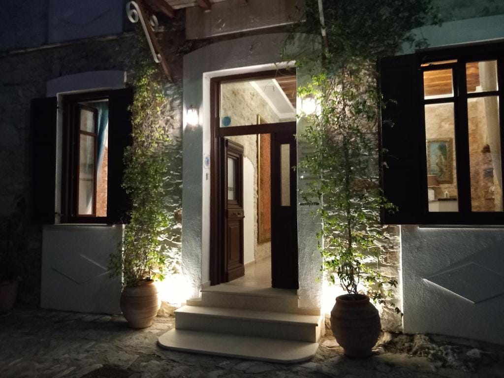 Tsopela Boutique Hotel — 5