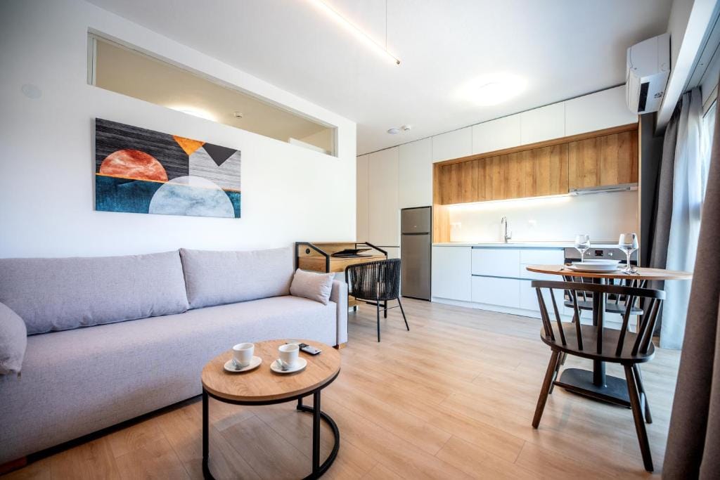 LASARI comfort living — 3