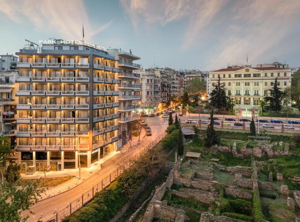 Park Hotel — 3