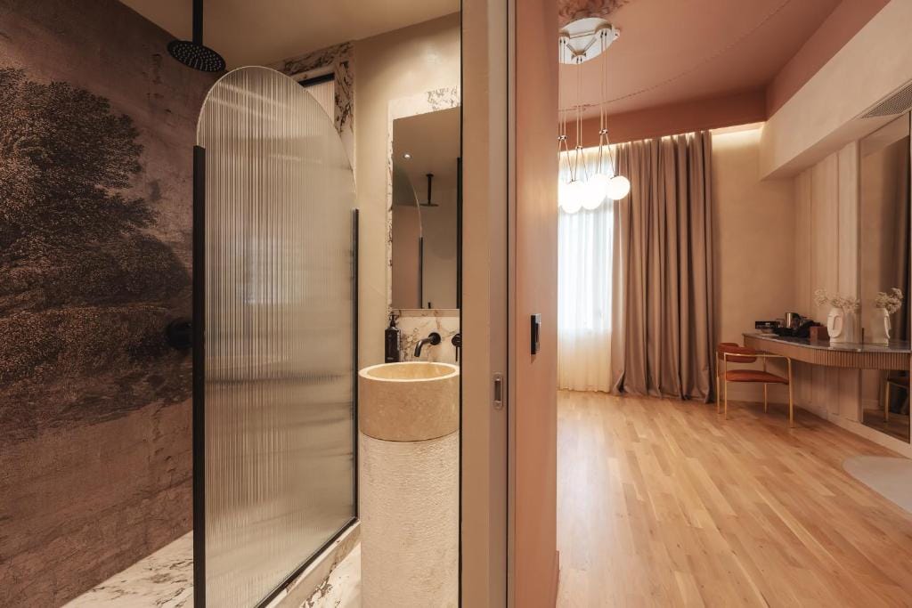 Zenith Premium Suites — 2