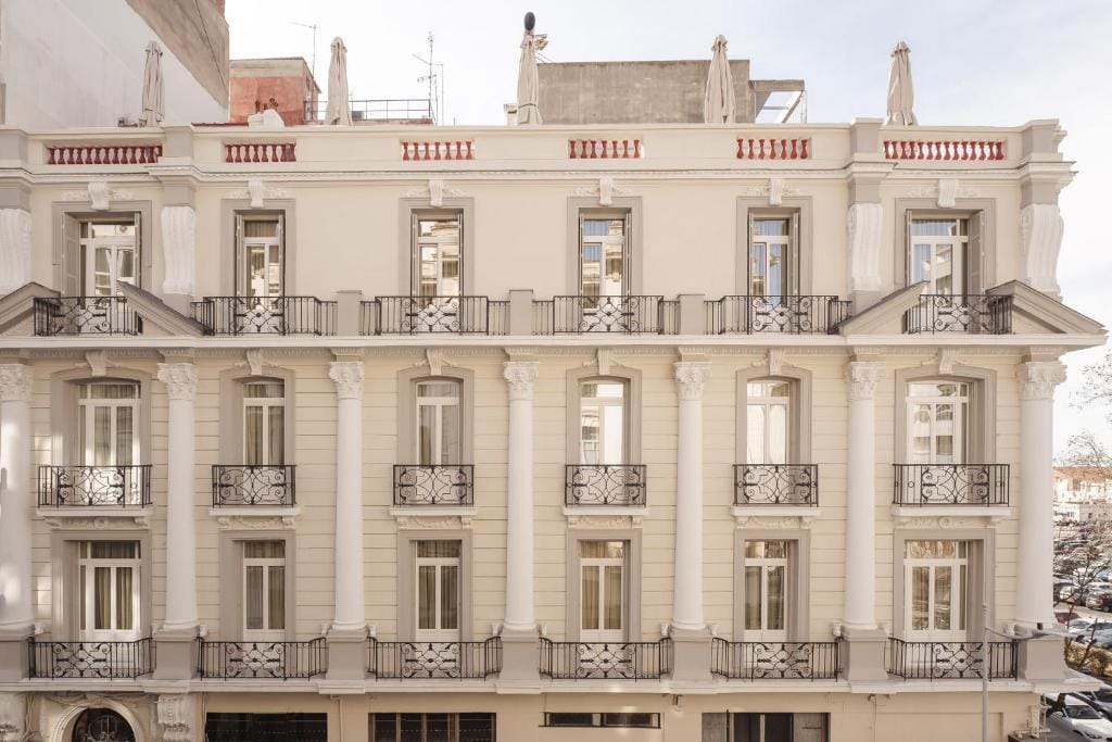 Zenith Premium Suites — 4