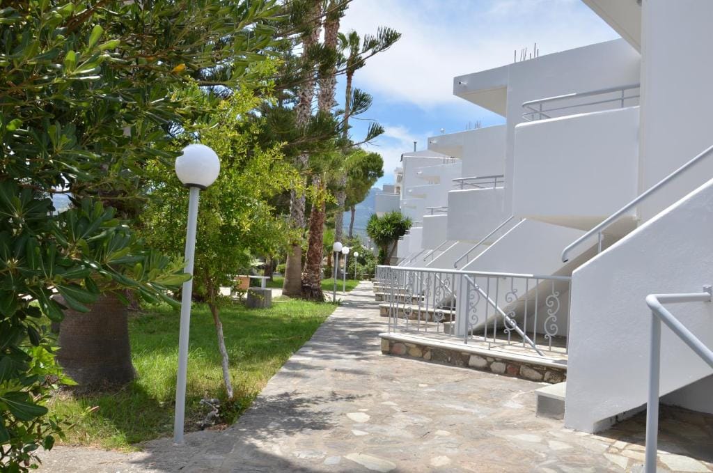 Blue Nest Hotel — 3