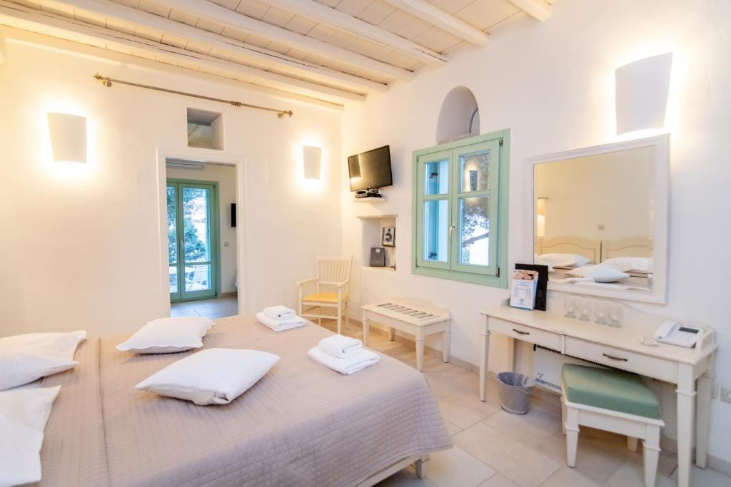 Anthea Hotel — 4