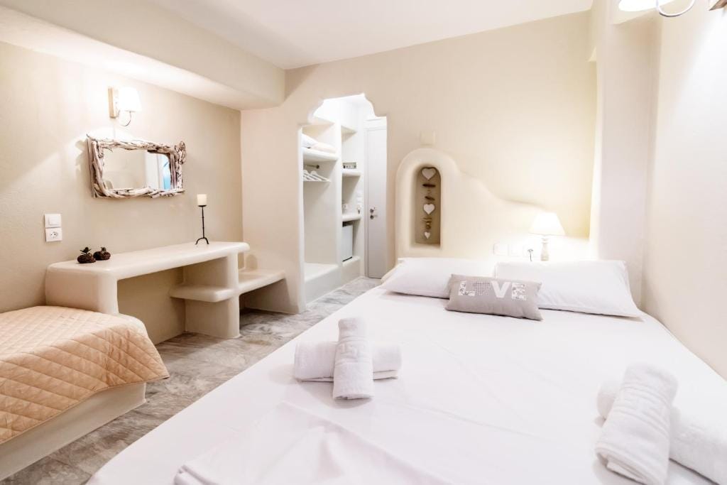 Fratelli Family Rooms — 2