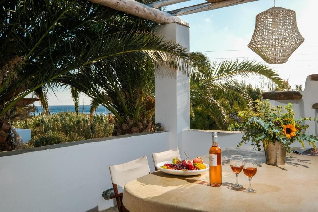 Golden Beach Studios & Suites — 4