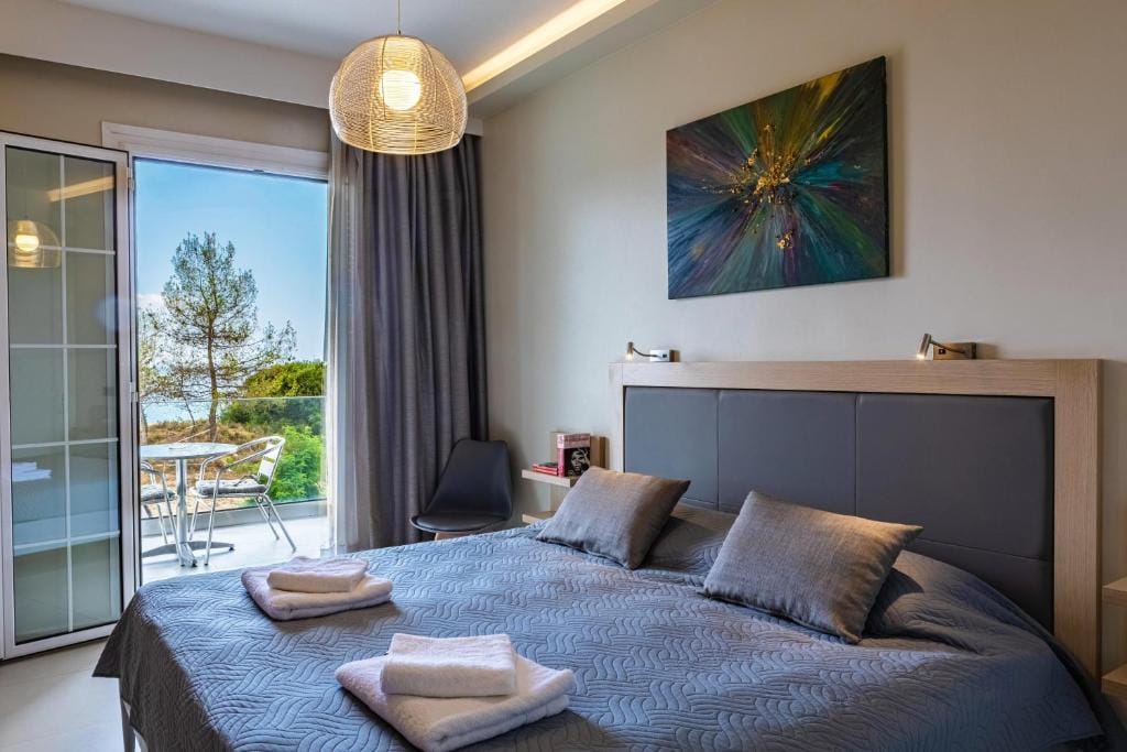ANGELO Cafe Hotel — 4