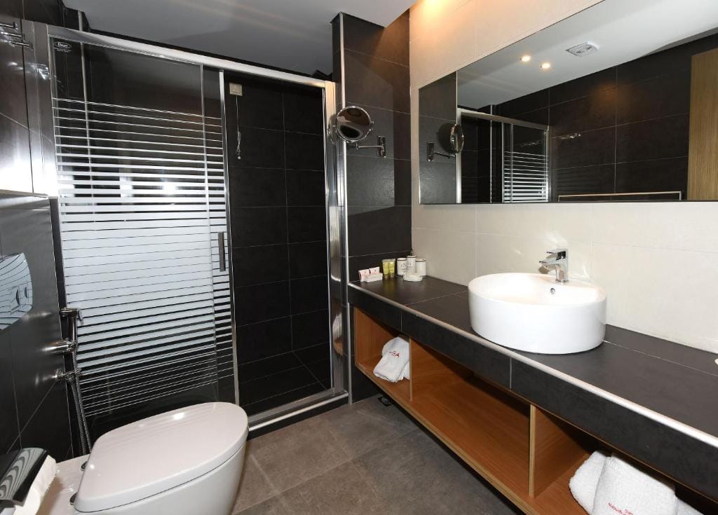 Minoa Hotel — 2
