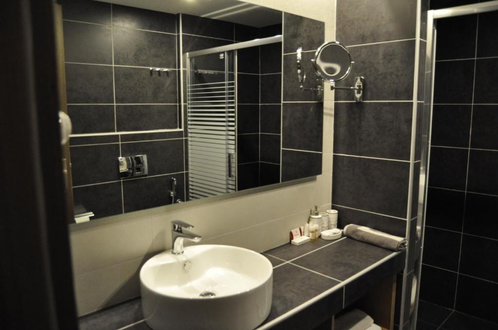 Minoa Hotel — 4