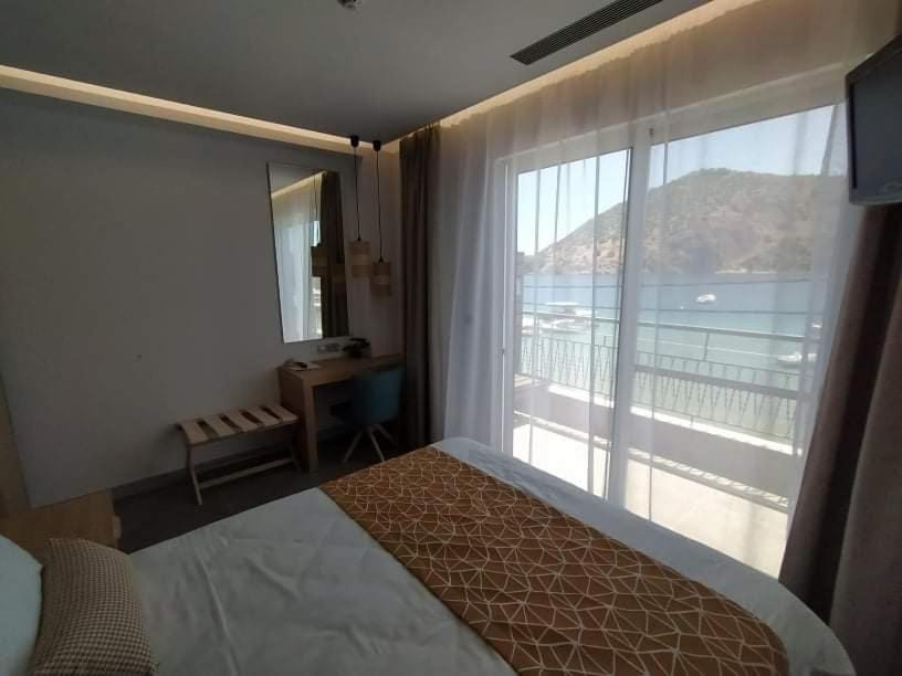 Minoa Hotel — 5