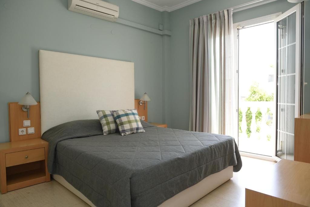 Skalidis Apartments — 2