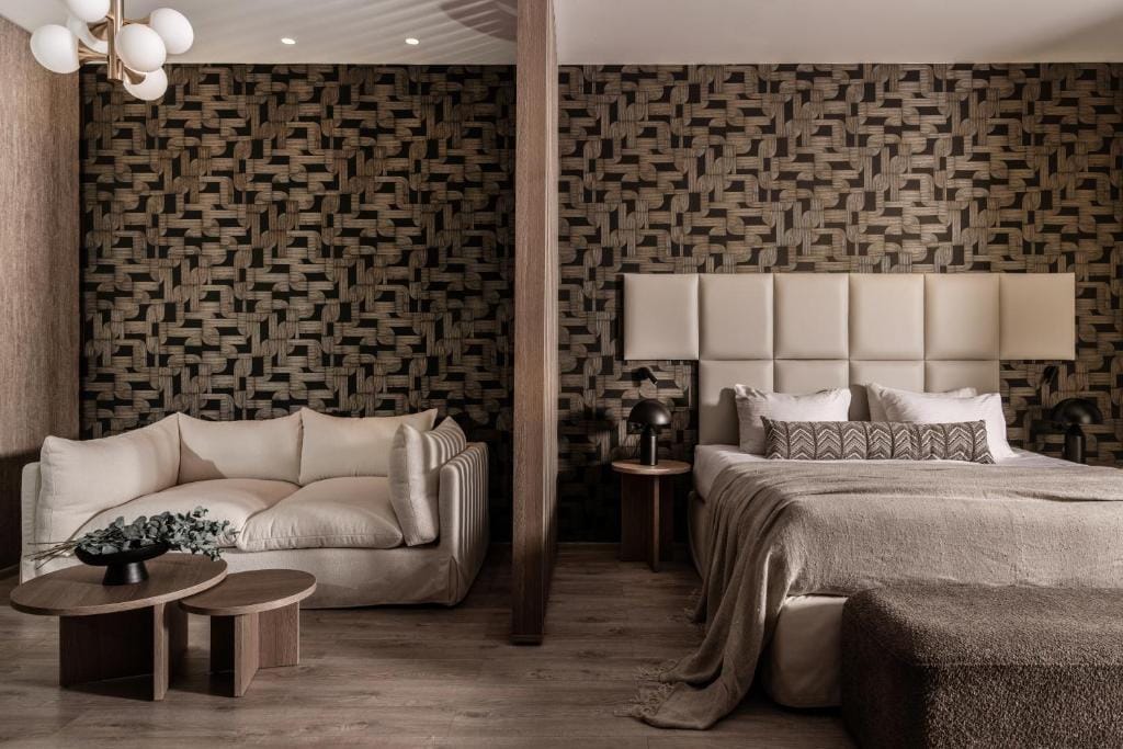 Elegance Luxury Executive Suites - Adults Only — 2