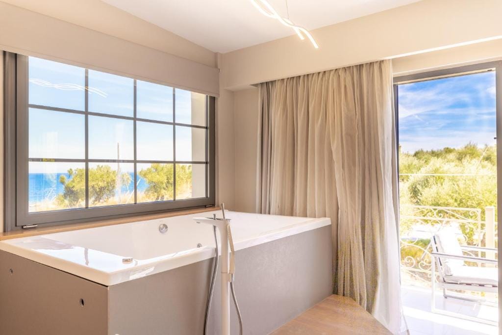 Balcony Boutique Hotel — 3
