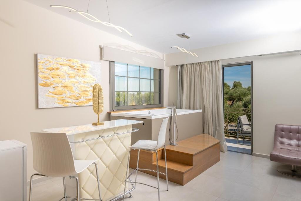 Balcony Boutique Hotel — 4
