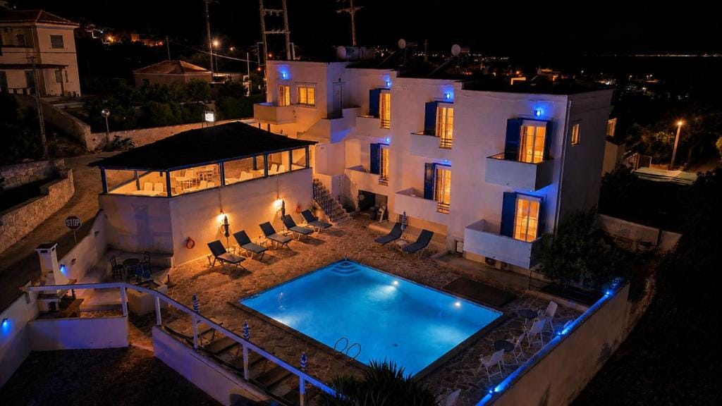 Blue Dolphin Aegina — 4