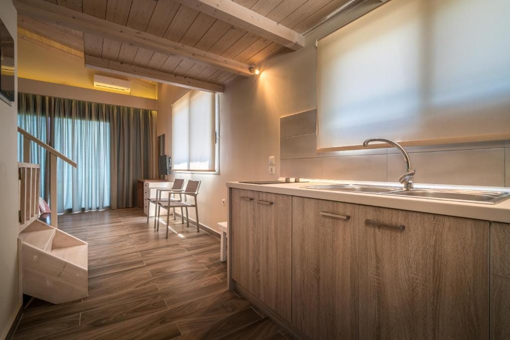 Fiore Beach Studios — 3