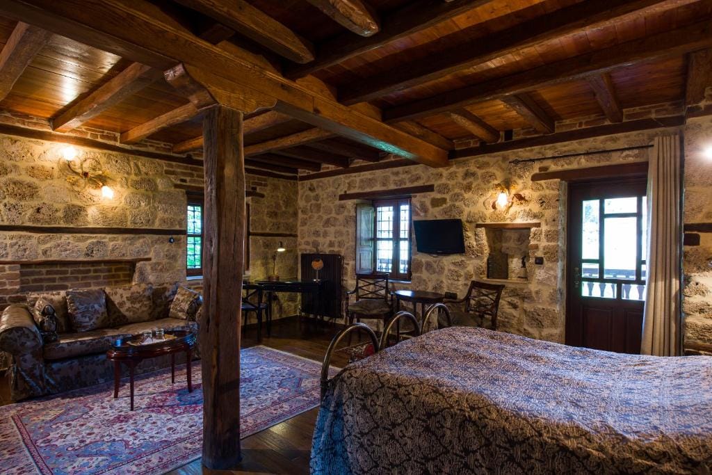 Boutique Hotel Kokkino Spiti — 4