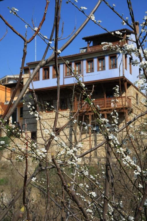 Boutique Hotel Kokkino Spiti — 5