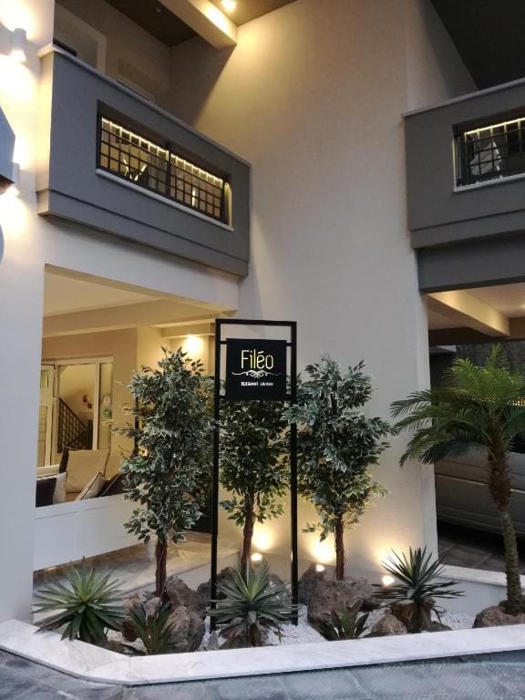 FILEO ELEGANT LIVING — 1