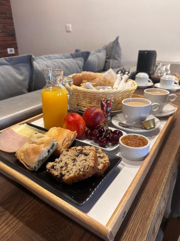 Olganos VL Luxury Rooms & Suites — 4