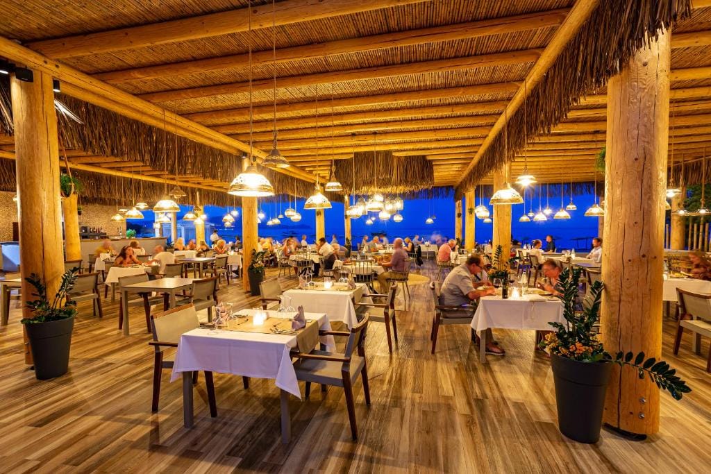 Lindos Bay Hotel — 4