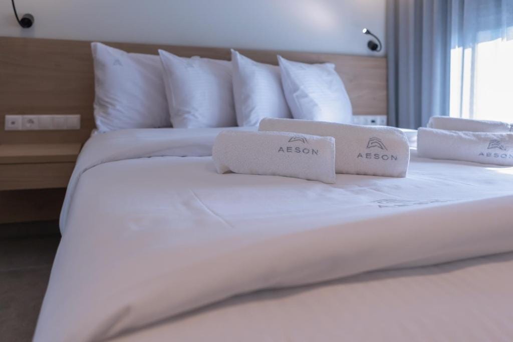 Aeson Premium Living — 5