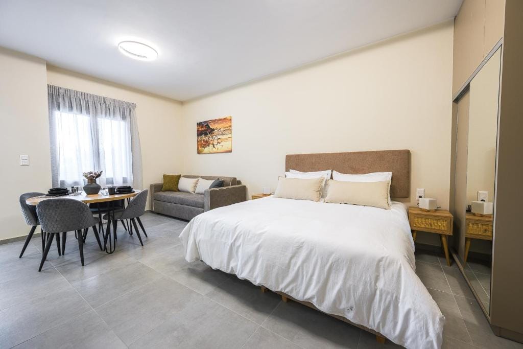 Antheon Suites Volos — 2