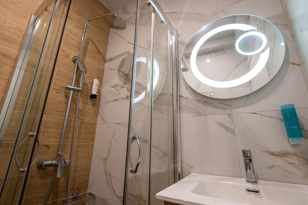 Empress Luxury Residences — 3