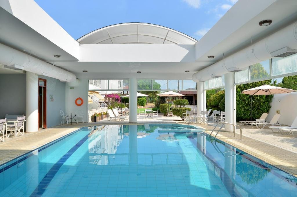 Hotel Kalloni — 4
