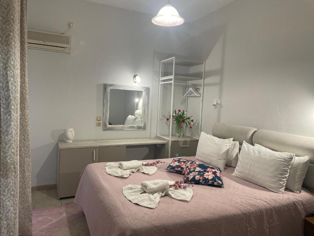 Hotel Karagianni — 3