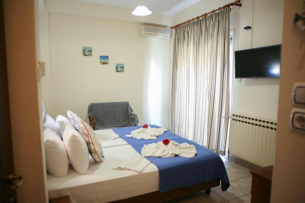 Hotel Karagianni — 4