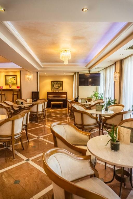 Park Hotel — 5