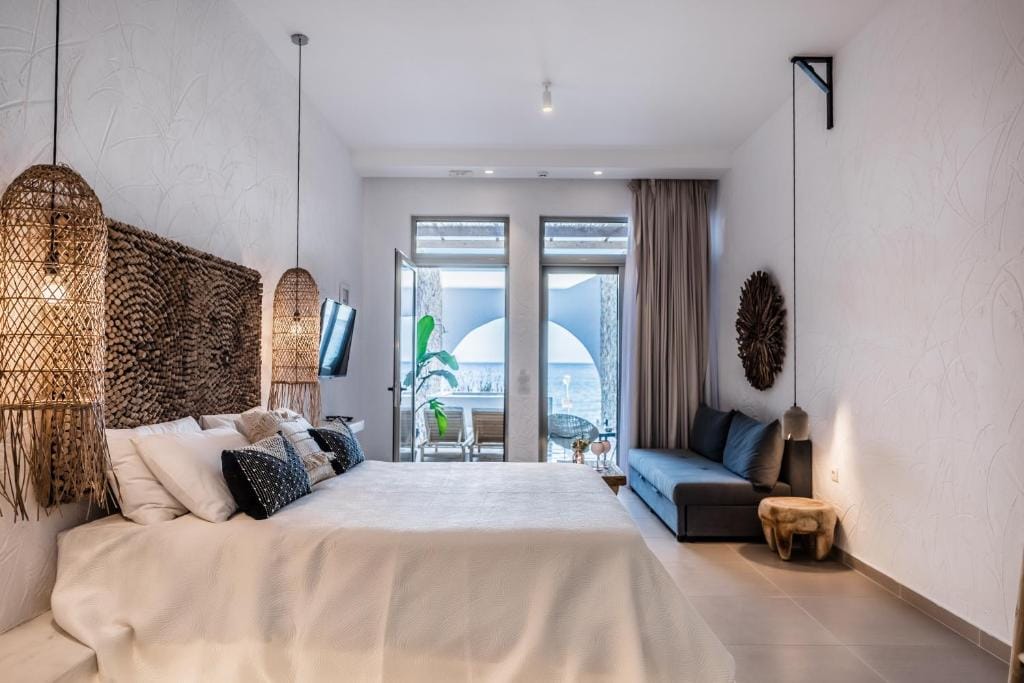 Delfini beach hotel & suites — 2