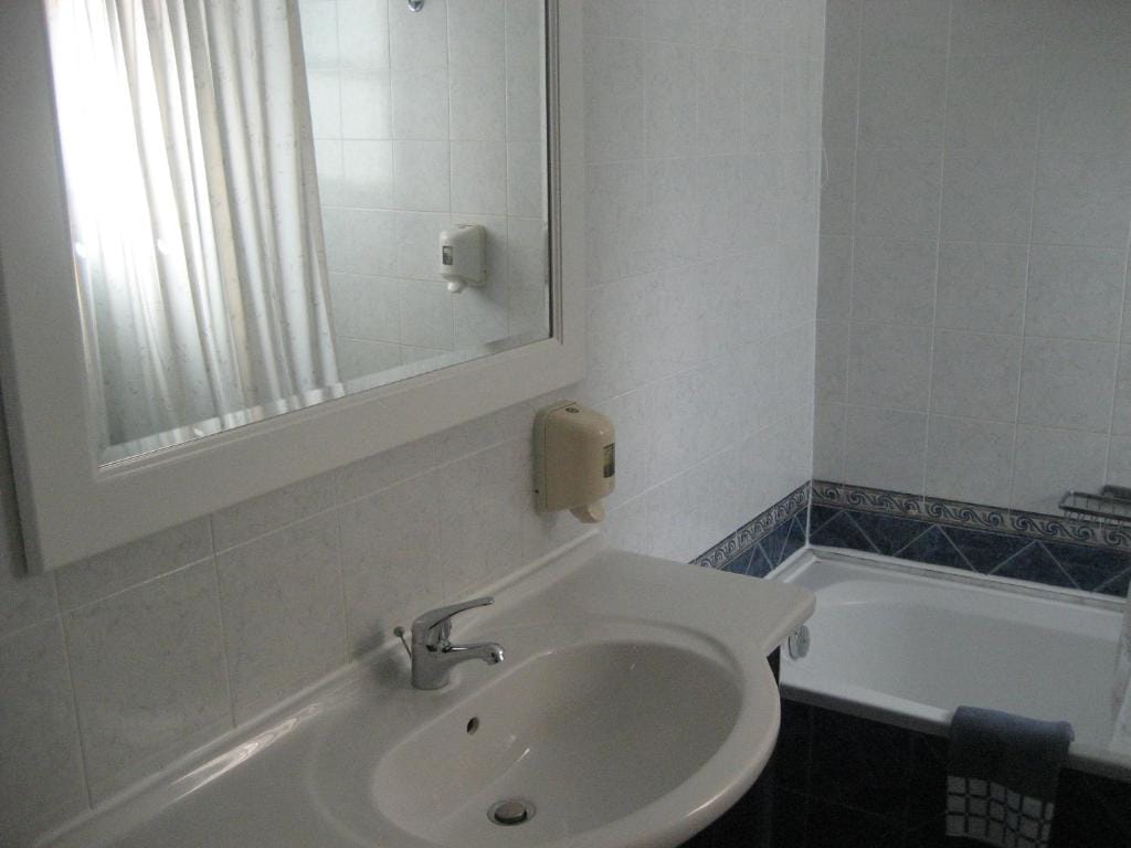 Kyveli Hotel Apartments — 3