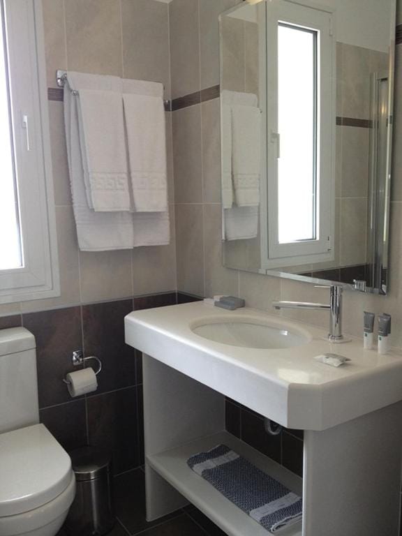 Pearl Bay Hotel Apartments — 3
