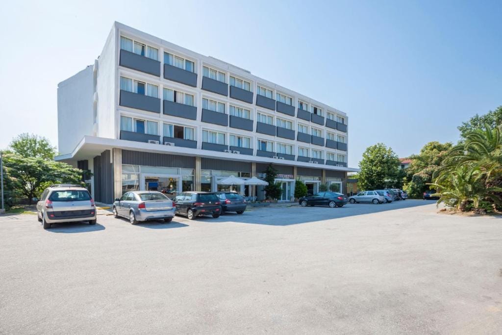 Nestos Hotel — 4