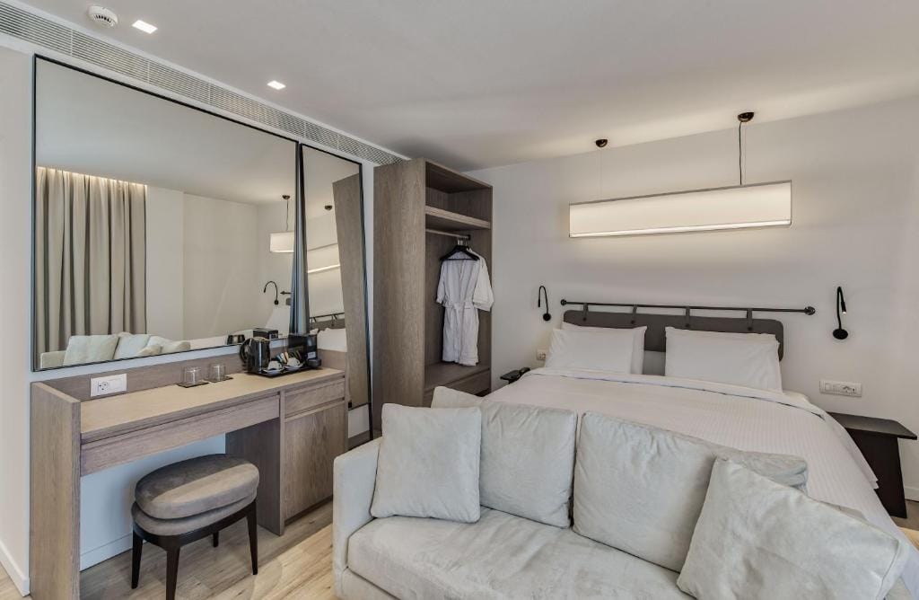 Bitzaro Boutique Hotel — 3